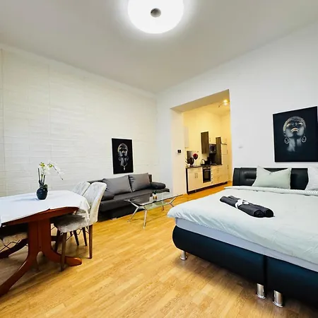 Modern 2br For 5 Prime Location Apartment Klosterneuburg