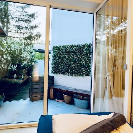 Apartment Modern 2br For 5 Prime Location