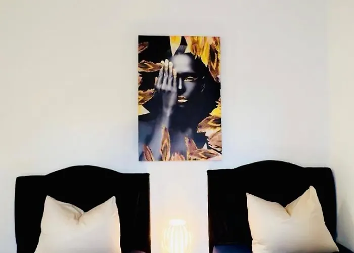 Modern 2br For 5 Prime Location