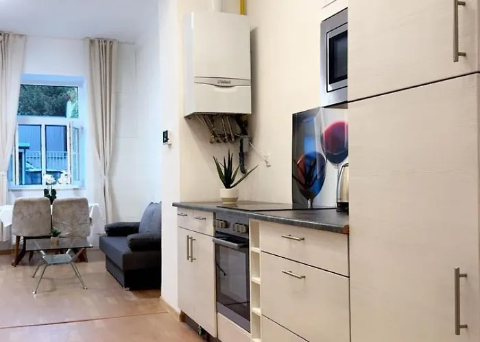 Modern 2br For 5 Prime Location Klosterneuburg