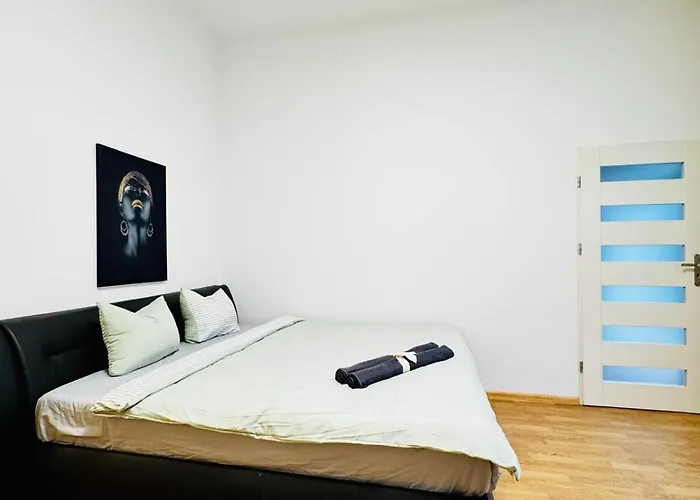 Modern 2br For 5 Prime Location Apartment