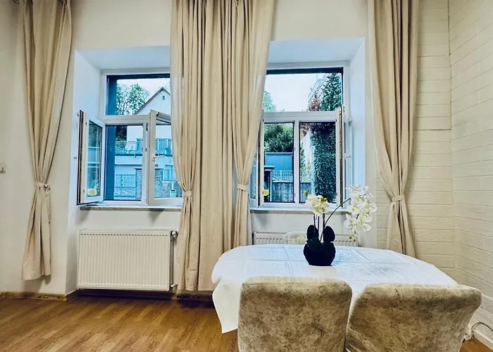 Modern 2br For 5 Prime Location Klosterneuburg