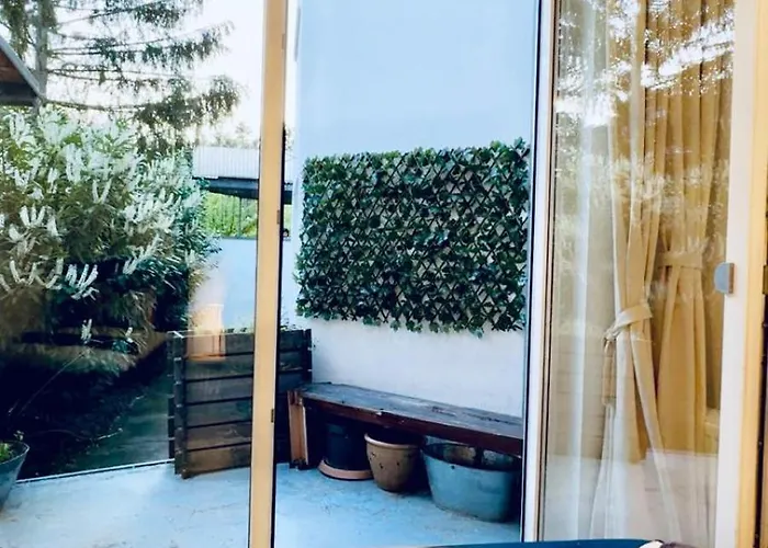 Apartment Modern 2br For 5 Prime Location