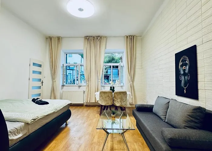 Apartment Modern 2br For 5 Prime Location