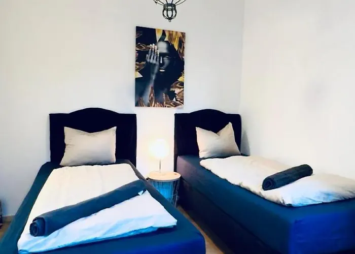 Modern 2br For 5 Prime Location *