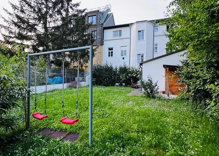 Apartment Modern 2br For 5 Prime Location