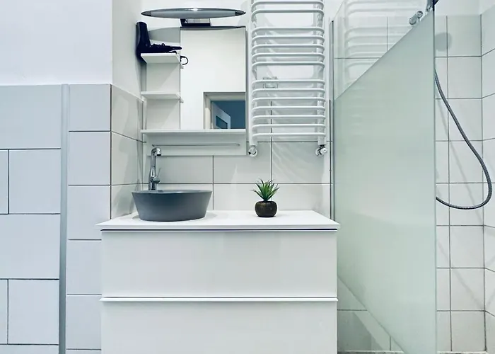 Modern 2br For 5 Prime Location Klosterneuburg